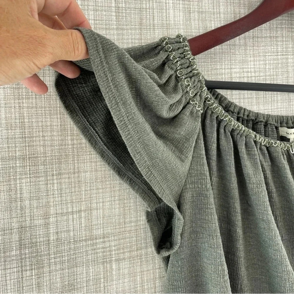 Max Studio Boat Neck Ruffle Cap Sleeve Front Keyhole  Elastic Neckline Blouse L - Picture 4 of 9